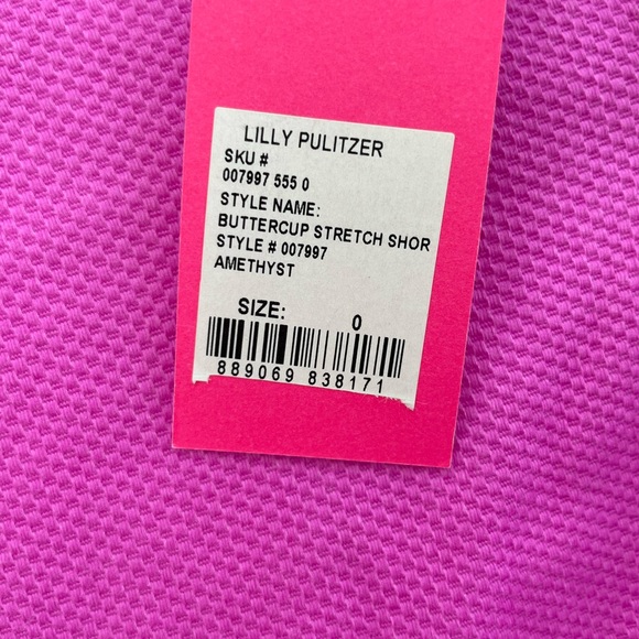 Lilly Pulitzer buttercup stretch short - Picture 2 of 2